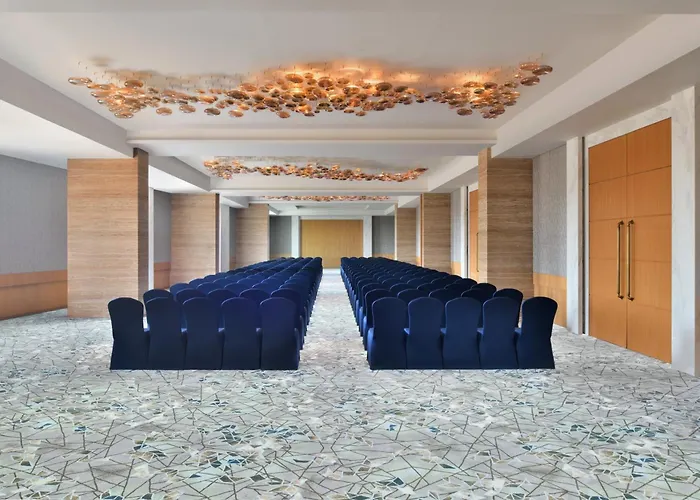 Courtyard By Marriott Nashik